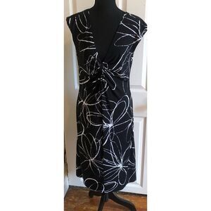 Lady Hathaway Dress Size 14